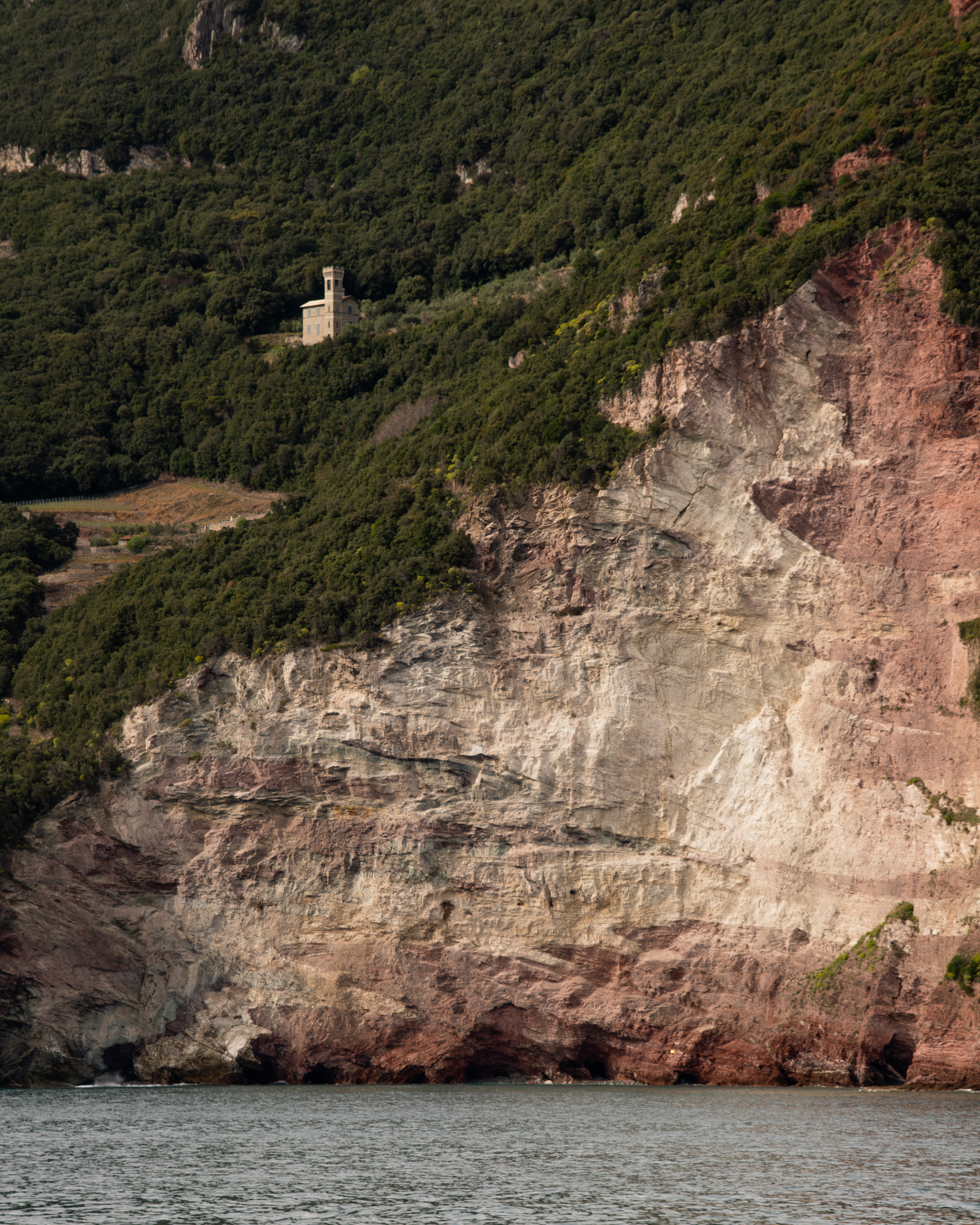 ilie-daniel-cocan cuibarit-pe-coasta-cinque-terre-italia