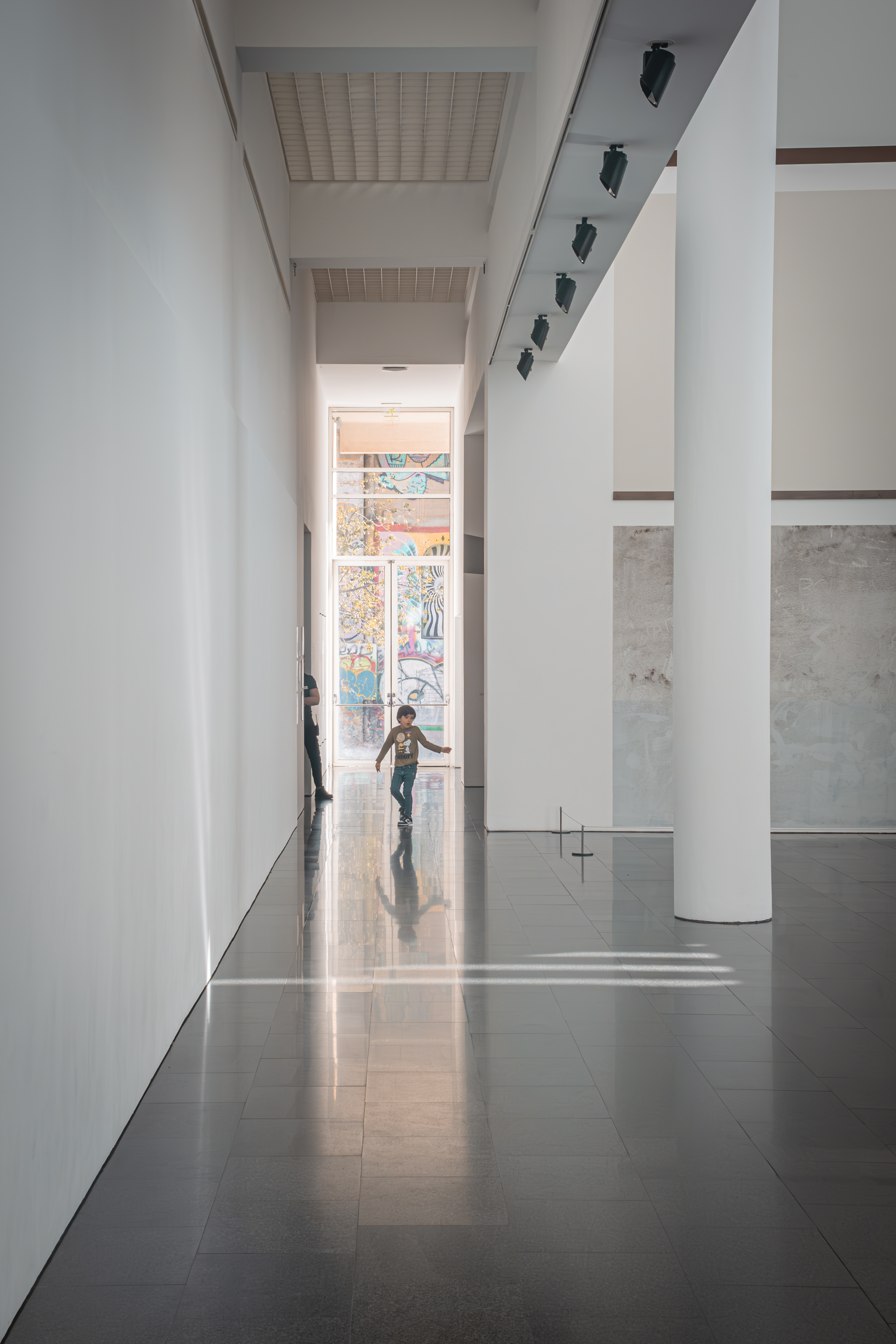 ilie-daniel-cocan impact-expus-muzeul-de-arta-contemporana-din-barcelona