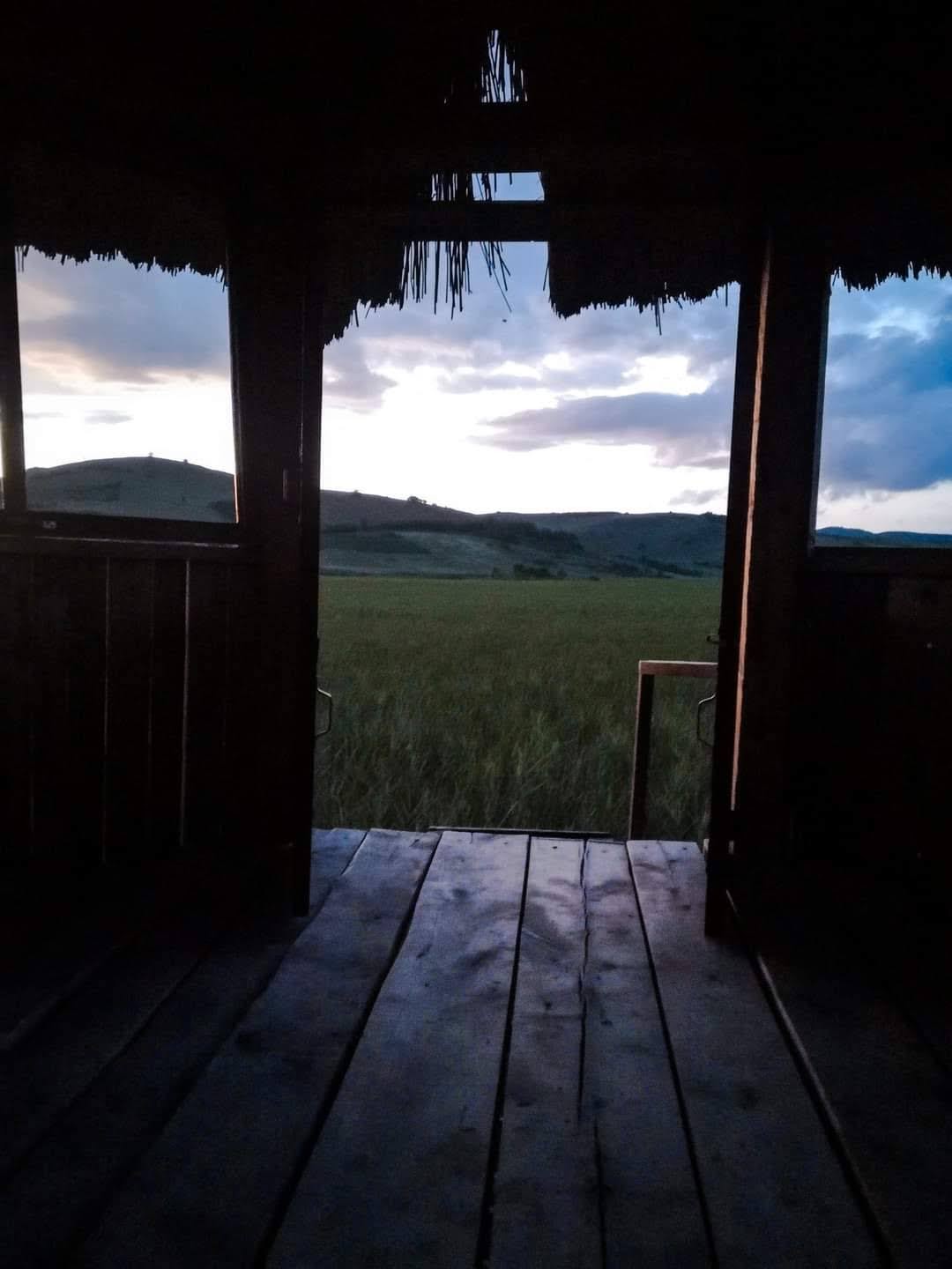 arh-int-hebe-gabriela-mara prin-clipe-de-haos-un-moment-de-liniste Sicek